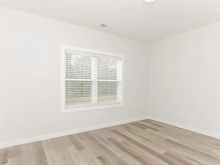 5224 Nevin Rd — Photo 9