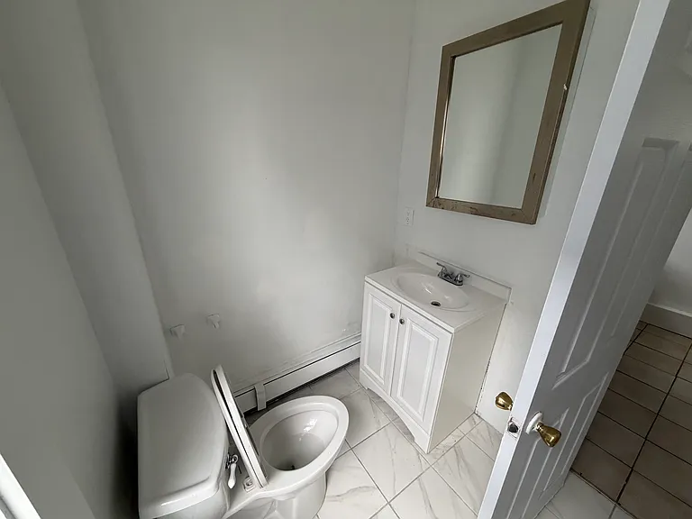 51 Cleveland St #2 — Photo 10