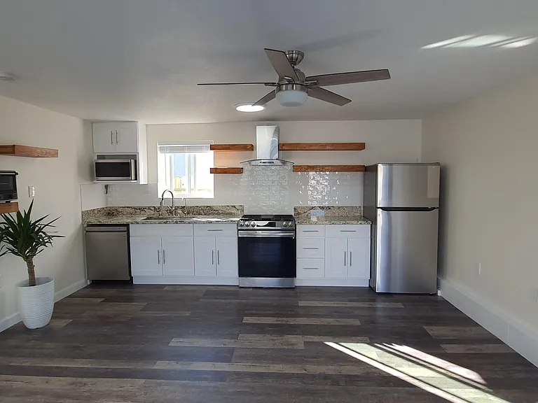 34005 Malaga Dr #B — Photo 3
