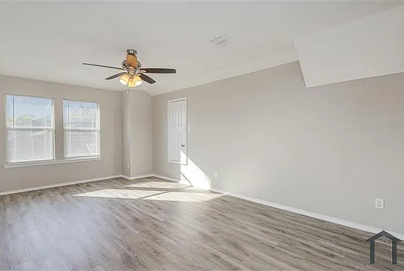 506 Niagara Falls Dr — Photo 14