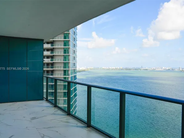 650 NE 32nd St, Miami, FL