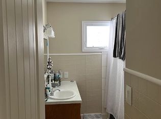 2006 1st St, Brookings, SD 57006
