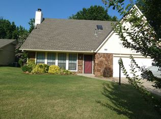 10027 S 68th Ave E, Tulsa, OK 74133