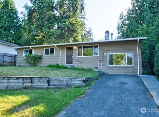 18721 18th Ave NE, Shoreline, WA