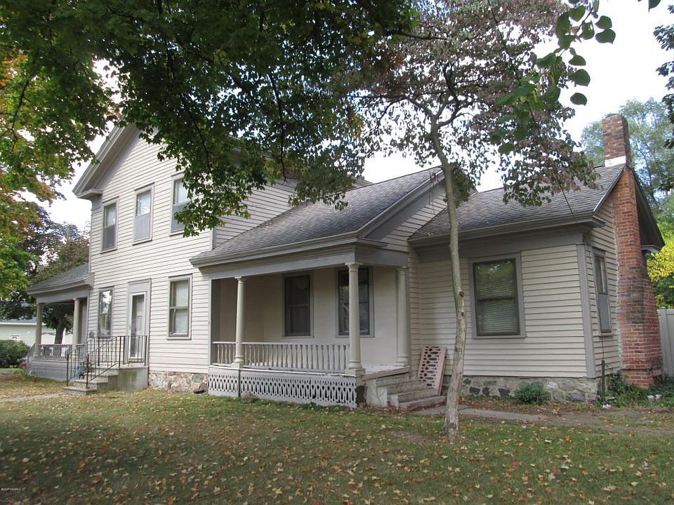 1st image of 405 E Main St