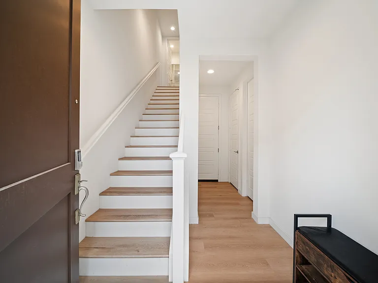 39 Sanctuary Ln — Photo 8