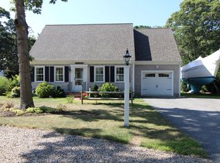 27 Harold St, Harwich, MA 02645