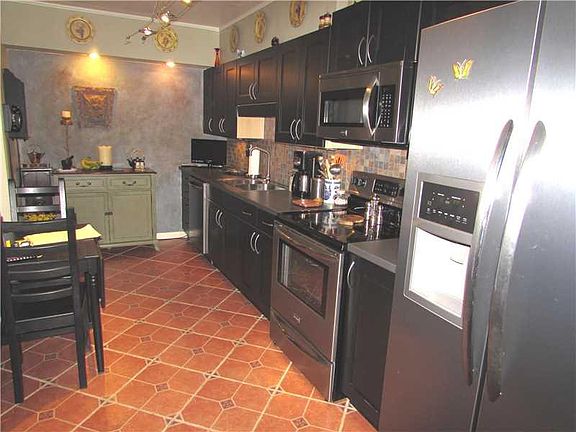 4th image of 416 Isabella St APT 506