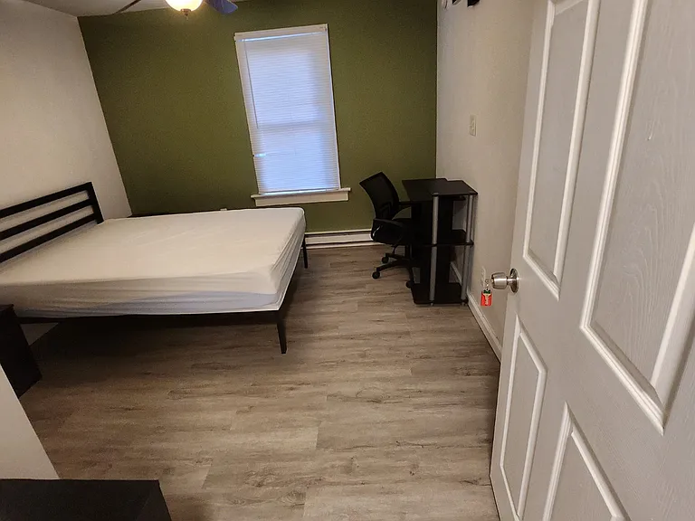 61 Walnut St #2 — Photo 12