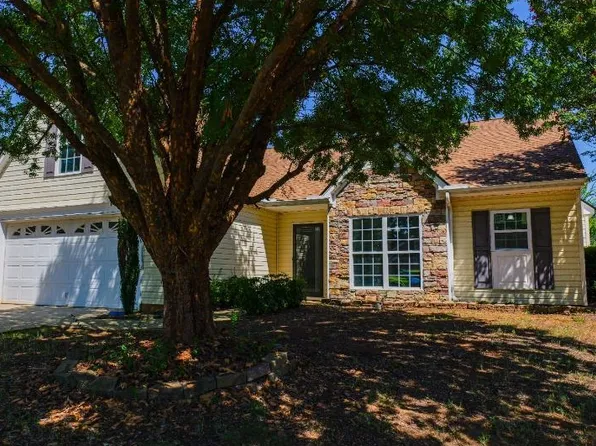 516 Thurston Ct, Woodruff, SC 29388