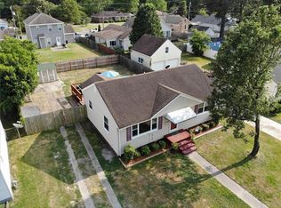 1000 Redstart Ave, Chesapeake, VA 23324