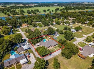 247 Hillcroft Dr, Weatherford, TX 76087