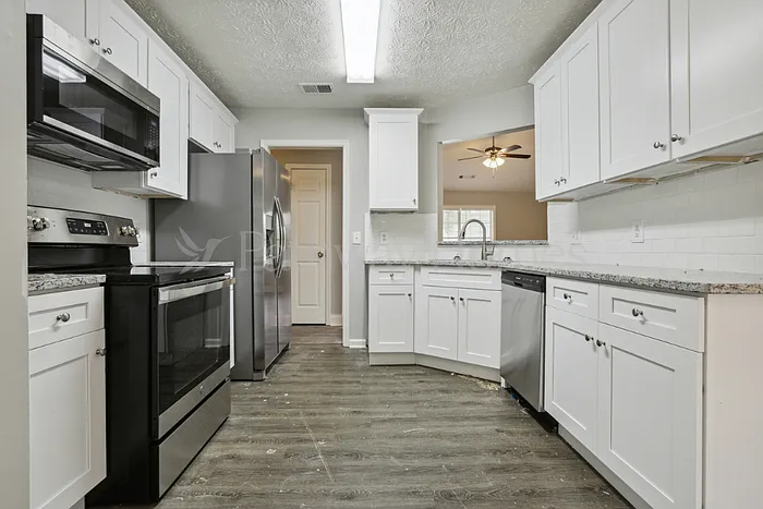 762 Bostonian Way SW — Photo 10