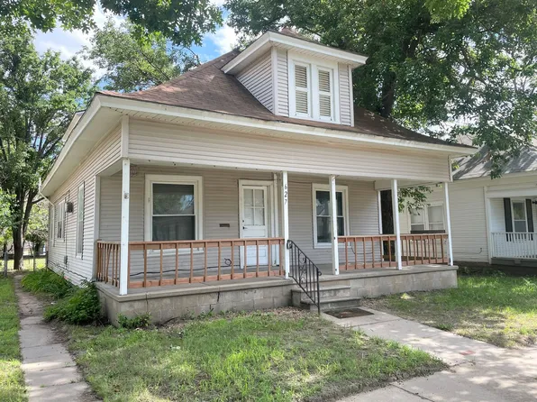 627 E 5th Ave, Hutchinson, KS 67501