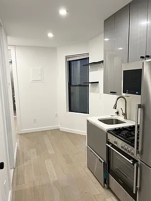 Rented by Camelot Realty Group | media 26