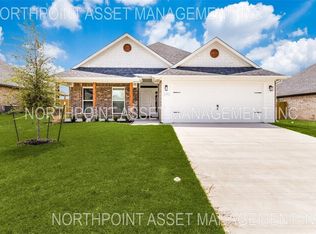 2910 Orchid Dr, Sherman, TX 75092