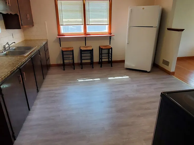 16 Valley St — Photo 5