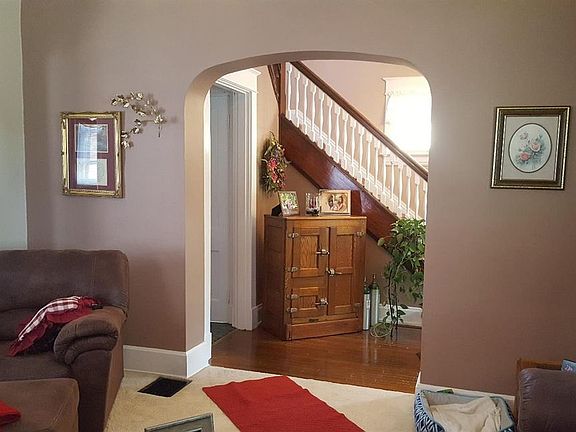 5th image of 5014 Ash St