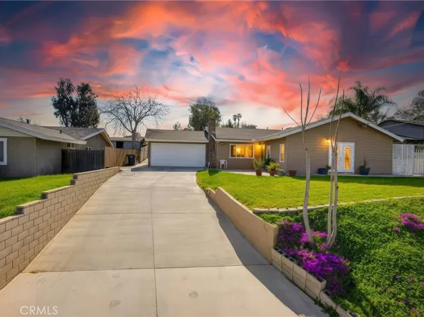 1090 4th St, Norco, CA 92860