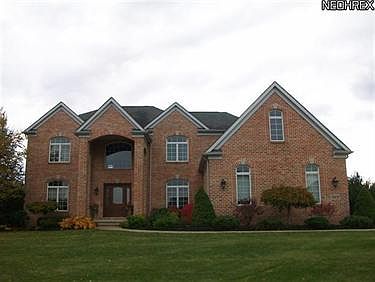 1st image of 10070 Forest Glen Dr