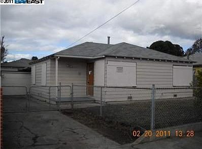 1st image of 2931 Rollingwood Dr