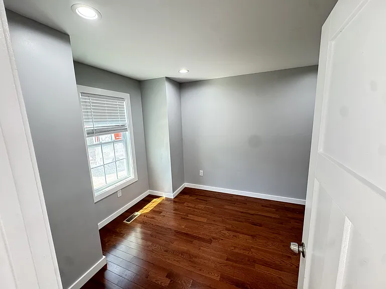 48 Charterhouse Ave #1 — Photo 12