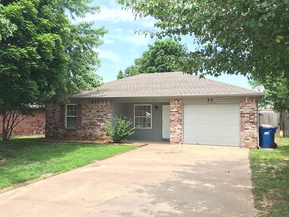 1st image of 33 Burnett Cir