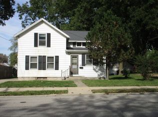 917 W Wood St, Bloomington, IL