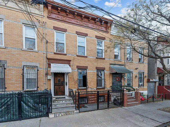 18 Pine St, Brooklyn, NY 11208