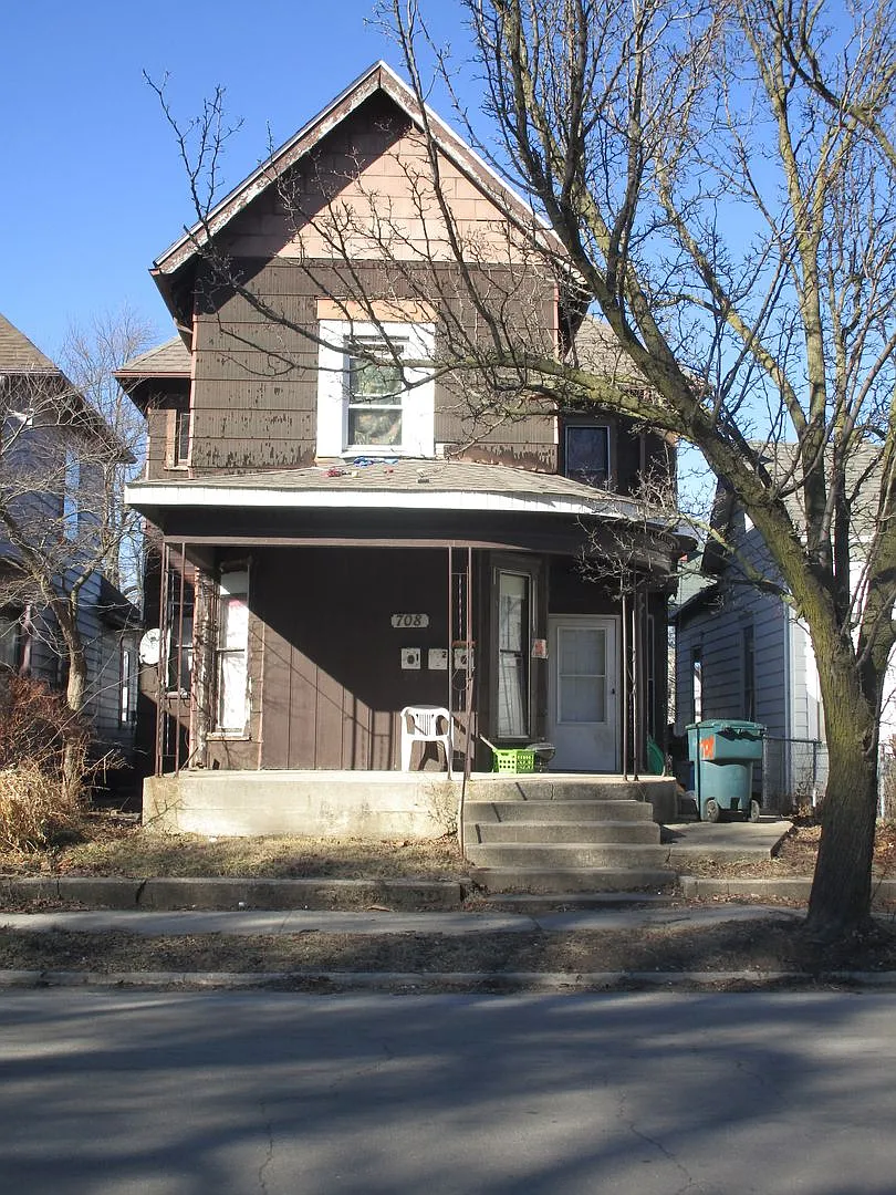708 W. Jackson — Photo 1