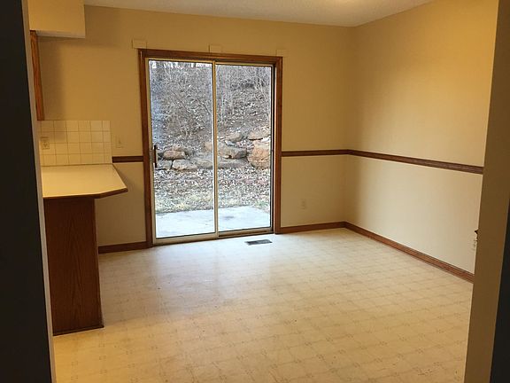 Eat in kitchen with slider door to patio