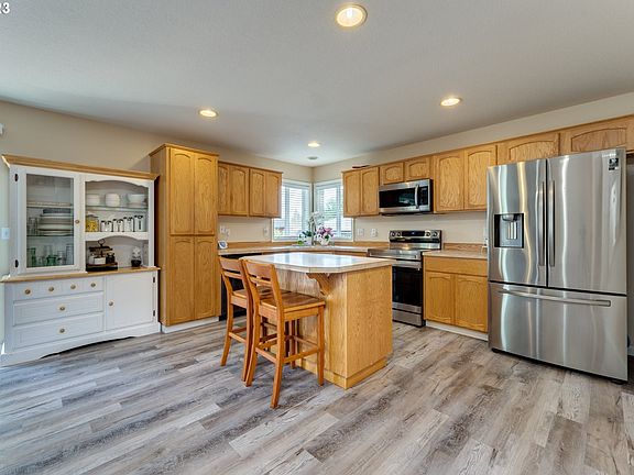 2nd image of 5184 P St