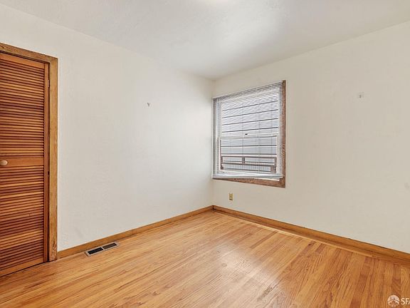 5th image of 1014 Tennessee St