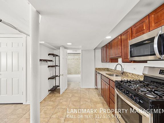 4th image of 4144 N Mozart St