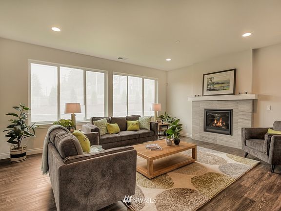 4th image of 17222 29th Street E #32