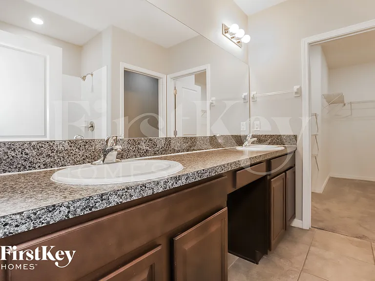 5041 Brickwood Rise Dr — Photo 8