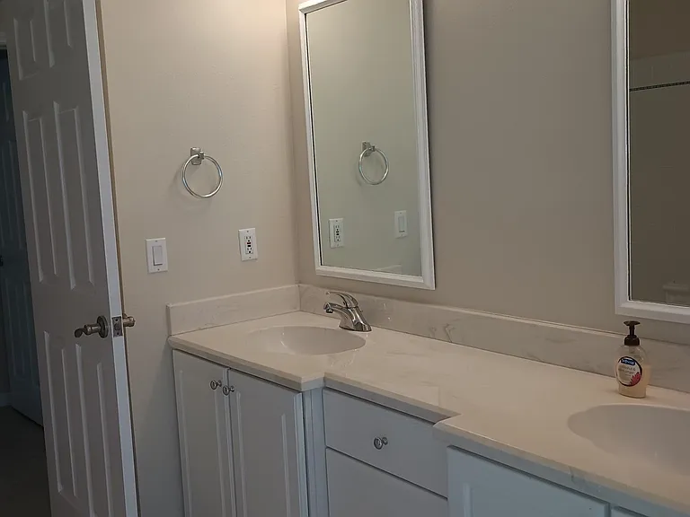 785 Rosada St — Photo 18