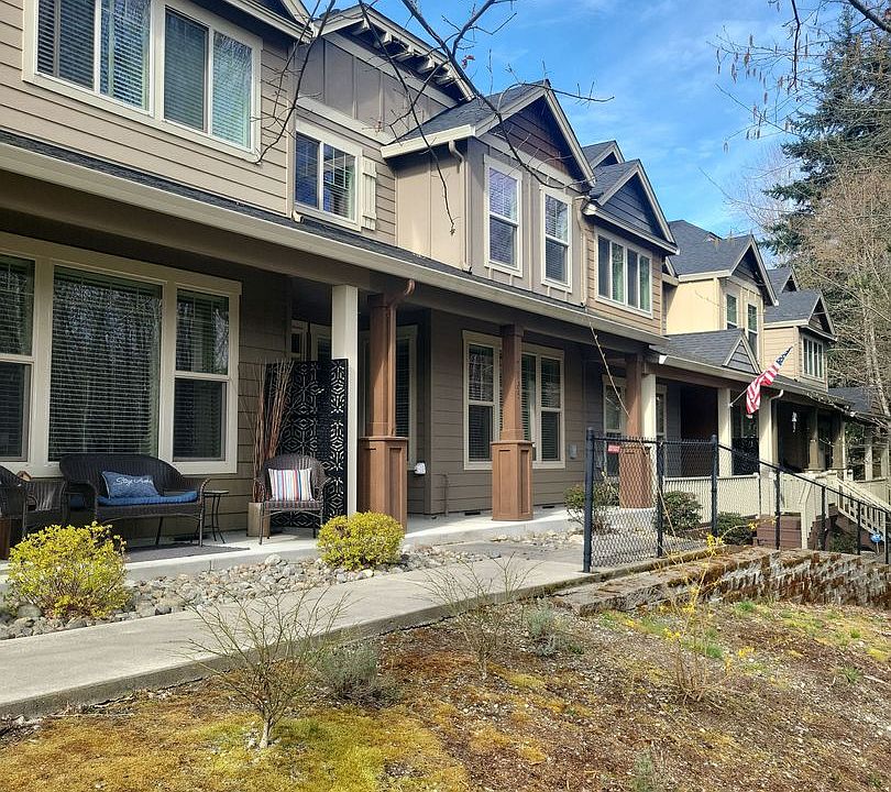 1st image of 7105 Monroe Ln NE