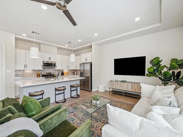 1508 Colonial Gorge Dr — Photo 5