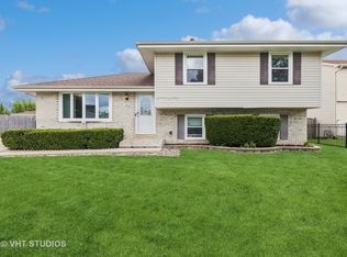 1912 Cumberland Dr, Plainfield, IL