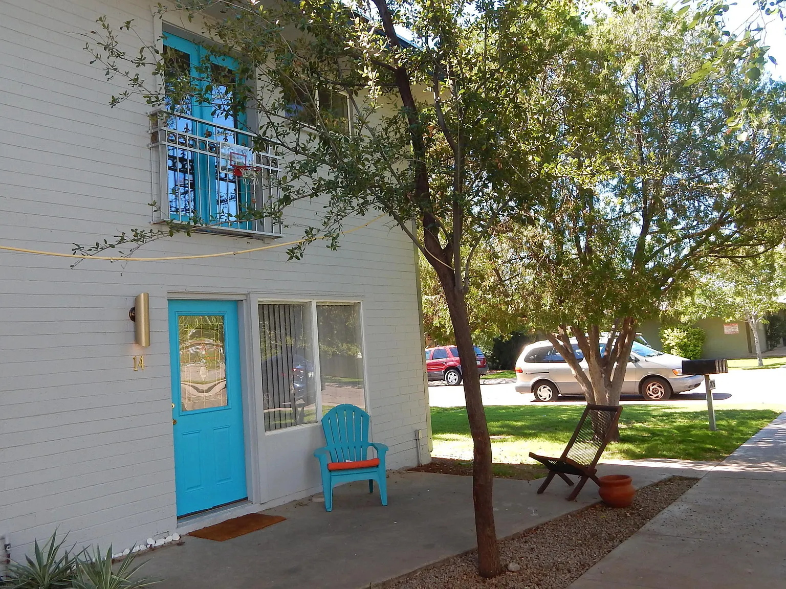 2 bed, 1.5 bath, 900 sqft, $1,575 — Photo 1