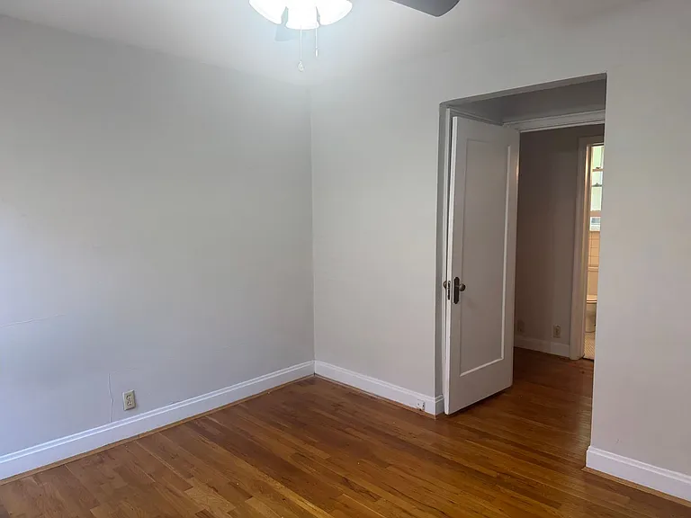 Madison Court — Photo 23