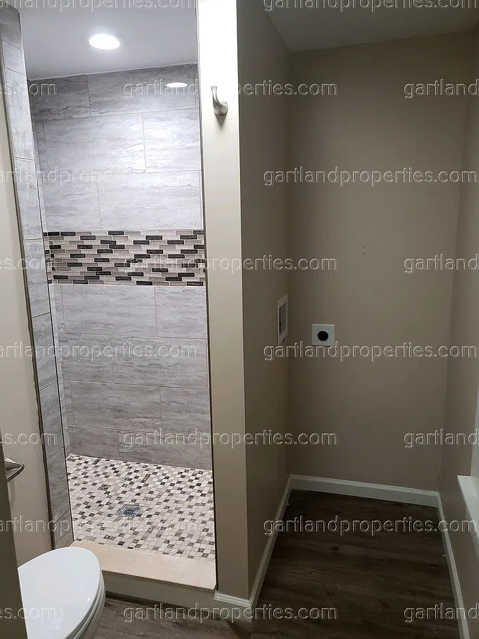 1 bed, 1.0 bath, 650 sqft, $900 — Photo 3