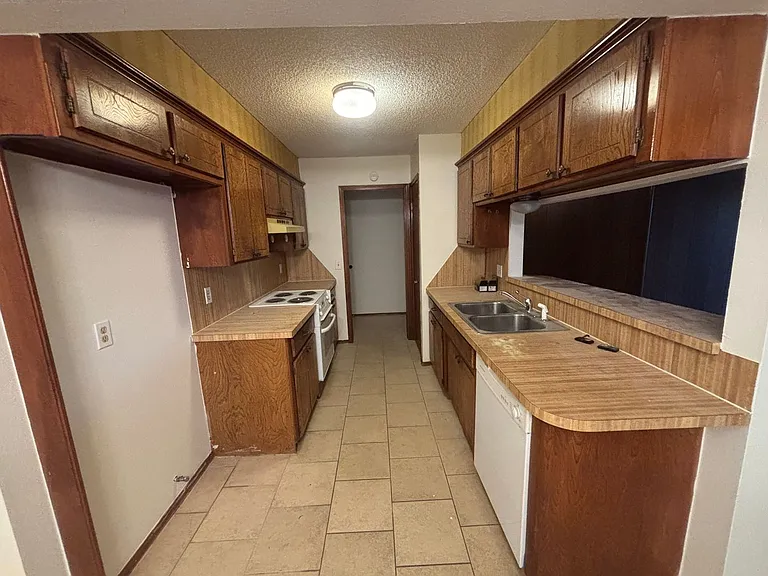102 Chickasaw Ln — Photo 4
