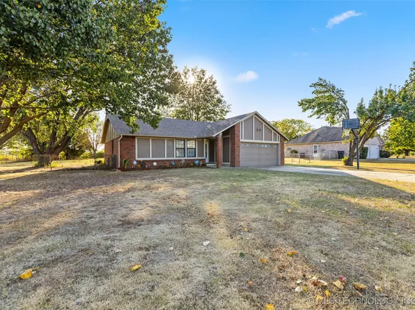510 S Gravitt St, Catoosa, OK 74015
