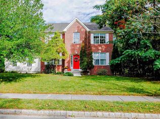 1 Paddock Rd, Egg Harbor Township, NJ 08234