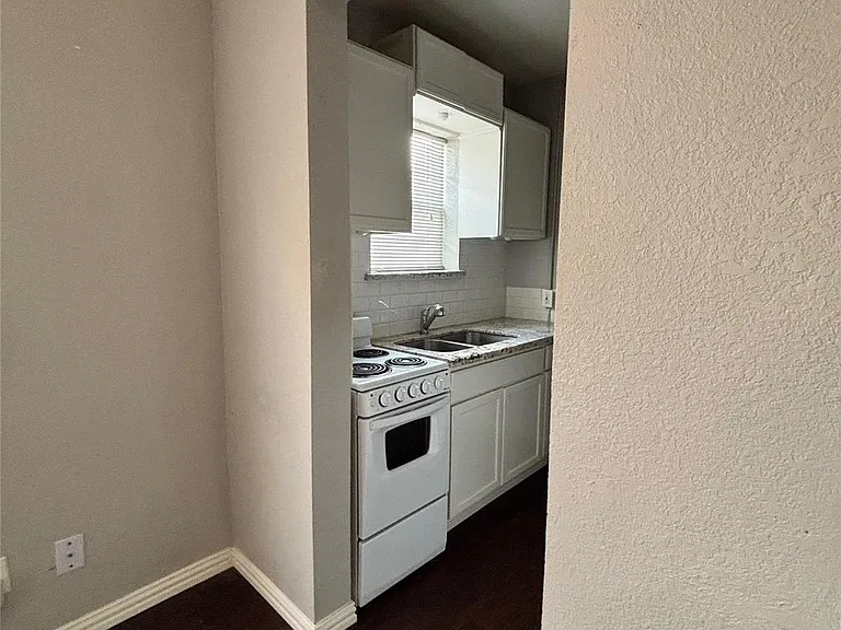 309 Hutcheson St #1 — Photo 7