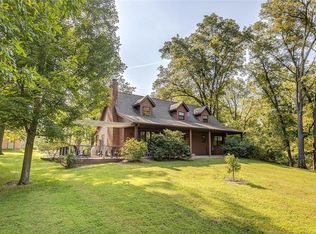 5617 Schuetz Ln, Alhambra, IL 62001