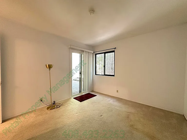 802 Kingfisher Ter — Photo 28