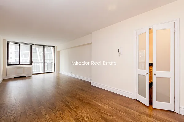 Rented by Mirador Real Estate | media 10